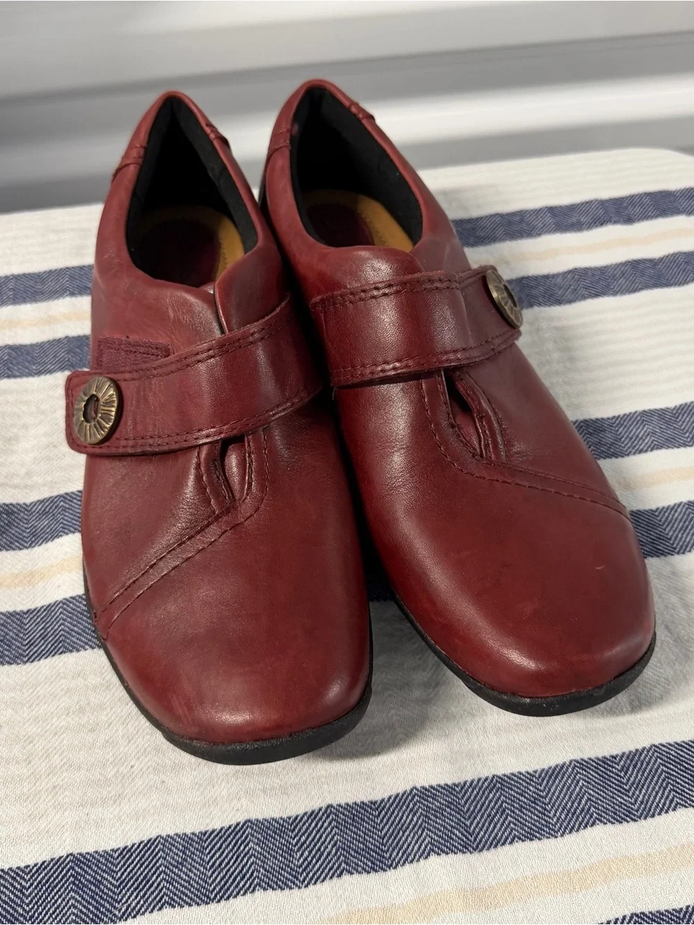 Clarks Artisan Red Leather Mary Jane Comfort Shoes Women’s 9.5M